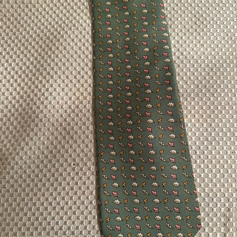 Vineyard Vines Green and Pink Patterned Tie